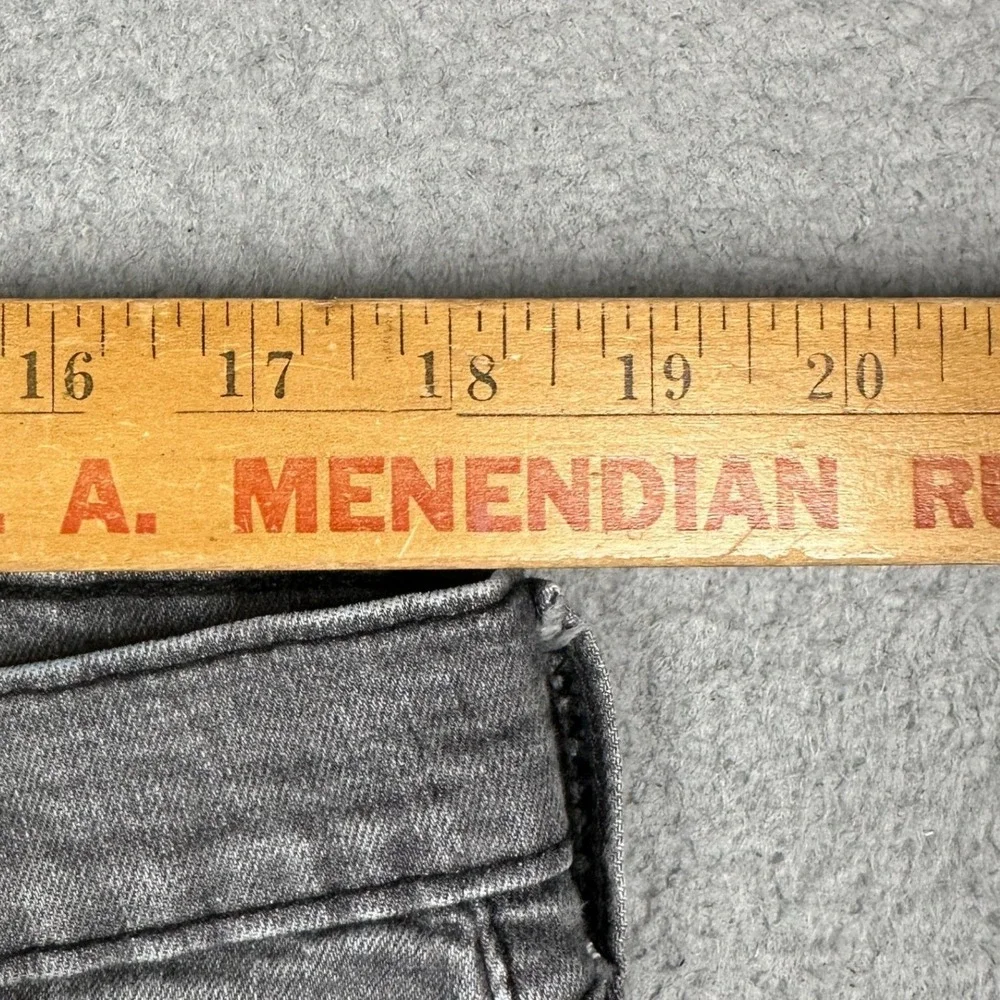 Levis 514 Jeans Mens 38X30 Grey Straight Fit Distressed 5 Pocket Stretch Denim